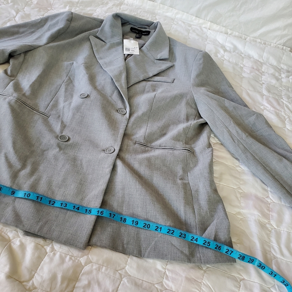 Jacket - Picture 3 of 15